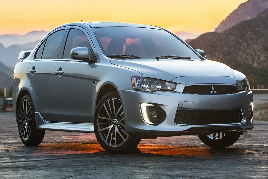 2016 Mitsubishi Lancer 1