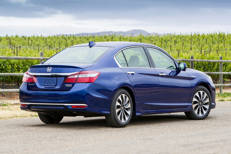 2017 Honda Accord Hybrid 3