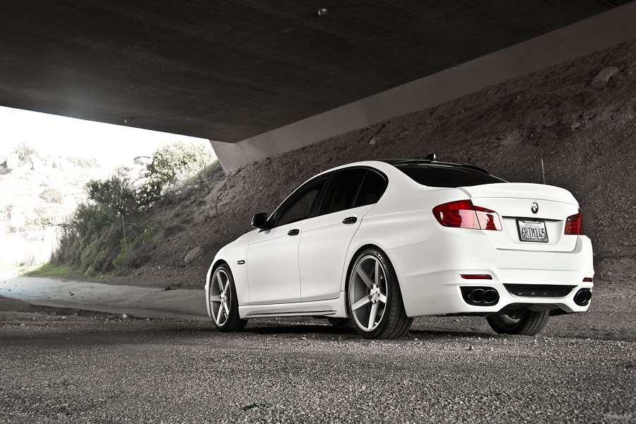 BMW 5 Series M5 2