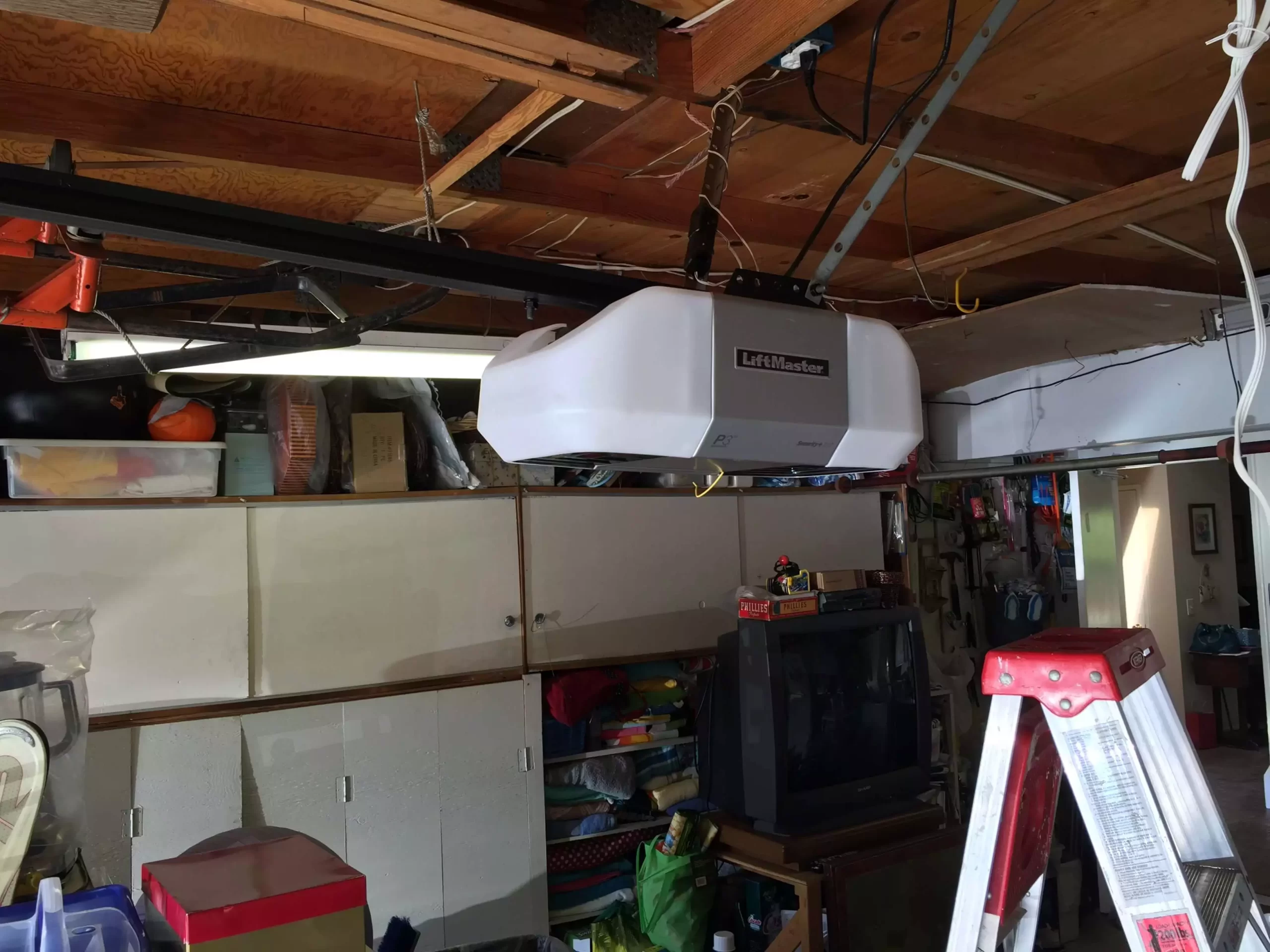 Electric-Garage-Door-Opener