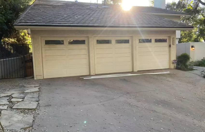 Everything-to-Know-About-Garage-Doors